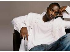 Akon: avec Michael Jackson?