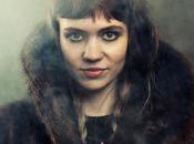 Grimes: Angel Stream tiré version bonus track...