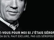 Exclusif François Bayrou sort placard