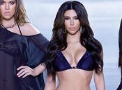 Visuel "Kardashian-kollection" 2012 (chapeau,jeans maillot bain)