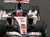 Barrichello essaye remotiver Massa