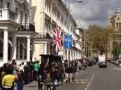 Voter Londres deux heures queue passe-droit poussette