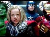 Young Avengers spot avec petits super héros