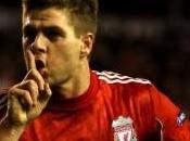 Liverpool Gerrard d’attaque pour