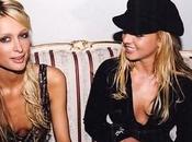 Paris Hilton parle Britney Spears Facebook