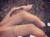 petite amie Chris Brown fait tatouage exactement comme Rihanna