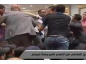 procès Hosni Moubarak images bagarre générale