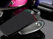 Minikit Parrot, mains-libres totalement contrôlé voix