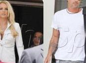 Photos Britney sort hôtel Miami 25/07/2012