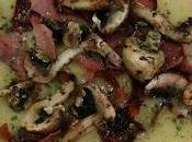 Velouté poireaux gingembre champignons bacon grillés