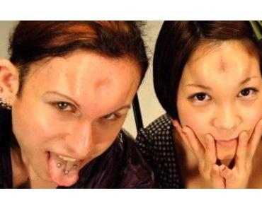 Insolite : la mode au Japon c'est le front en forme de bagel.