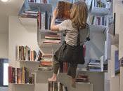 Dans bibliothèque...