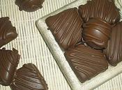 Carrés pâte d'amandes enrobés chocolat Recette Kebir