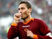 Serie Quand Totti entre dans légende