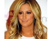 peoples aiment Hello Kitty Ashley Tisdale