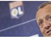PSG-Aulas oui, geste d’Ibra volontaire