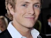Plus D'informations Charlie Bewley dans TVD.