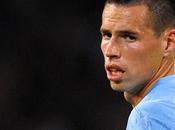 Hamsik toujours pisté