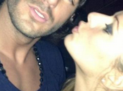 Thomas aurait demandé publier photos avec copine