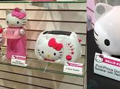 produits couleurs d'Hello Kitty