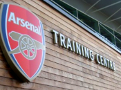 Arsenal Usmanov poussé Henry pour rachat club