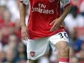 Arsenal Gibbs absent semaines