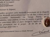 député Louviers reçoit médaille miraculeuse afin garder conscience libre pure