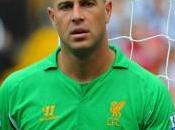 Liverpool Reina heureux chez Reds