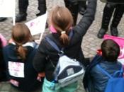 papa maman bouclier humain