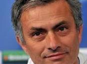 Real-Mourinho Tout monde aime football…