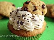 Chocolat chip cookie dough cupcakes