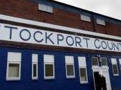 Stockport County abandonne statut