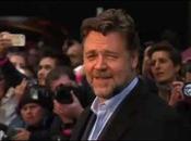 Russel Crowe Henry Cavill déchainé foules Londres!