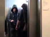Quand Jedi piège inconnus dans ascenseur...Vidéo
