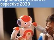 gouvernement pencha Internet 2030, s'endormit.