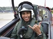 Lewis Hamilton, pilote l’air!