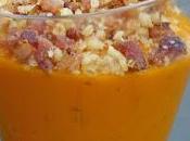 Verrines salées crème carottes, poivron rouge, basilic, lardons noix concassées