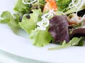 Salade gambas vermicelles croustillants, vinaigrette passion