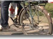 Vidéo beaux voyages Jean-Paul Mbanze, messager Croix-Rouge