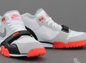 Nike Trainer Infrared