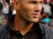 EDF-Zidane "Benzema, mettrais banc"