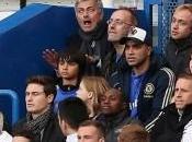 Chelsea Suspension pour Mourinho