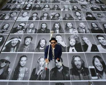JR installe son camion photographique à Paris