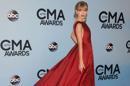 Taylor Swift reçu récompense suprême lors Country Music Awards 2013