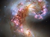 Spectaculaire collision deux galaxies photographiée Hubble