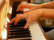 Clavier piano sale conseil pour redonner blancheur