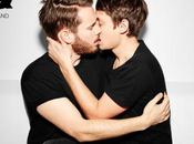 ALLEMAGNE hétéros célèbres s’embrassent contre l’homophobie