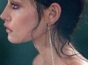 Phoebe Tonkin pour Oyster Magazine.