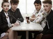 Clean Bandit présentent titre, Heart Fire.