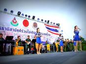 juin 2014, Udonthani. Spectacle l’honneur militaires